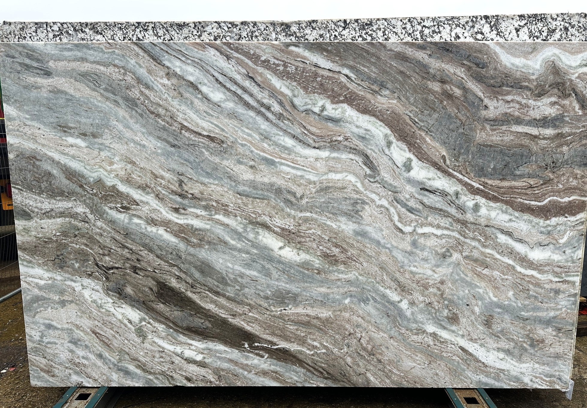 Terra Bianca Leather Quartzite