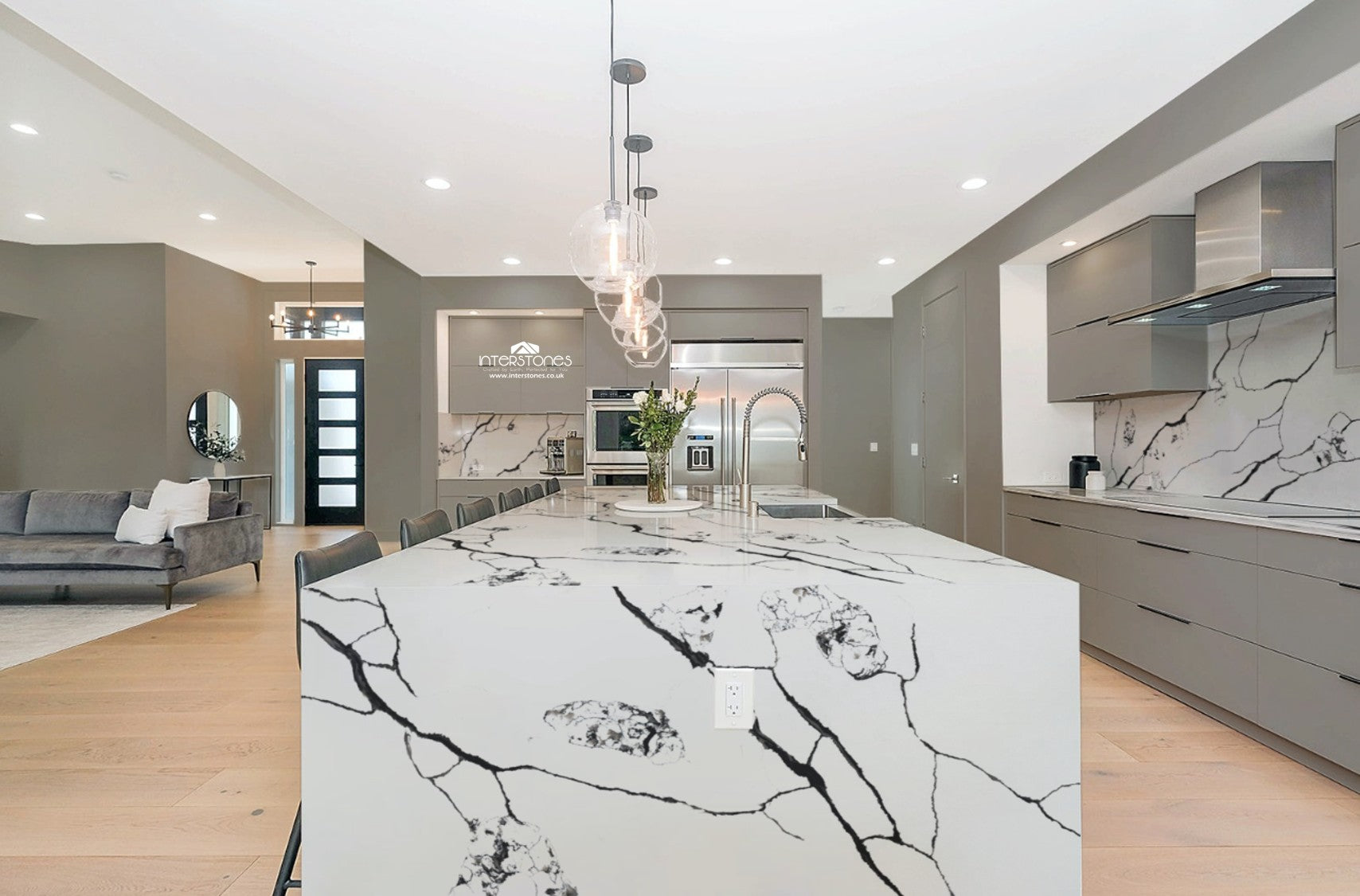 Calacatta Sydney Black Quartz