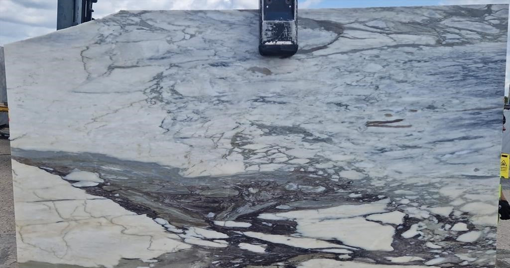 Calacatta Viola Marble