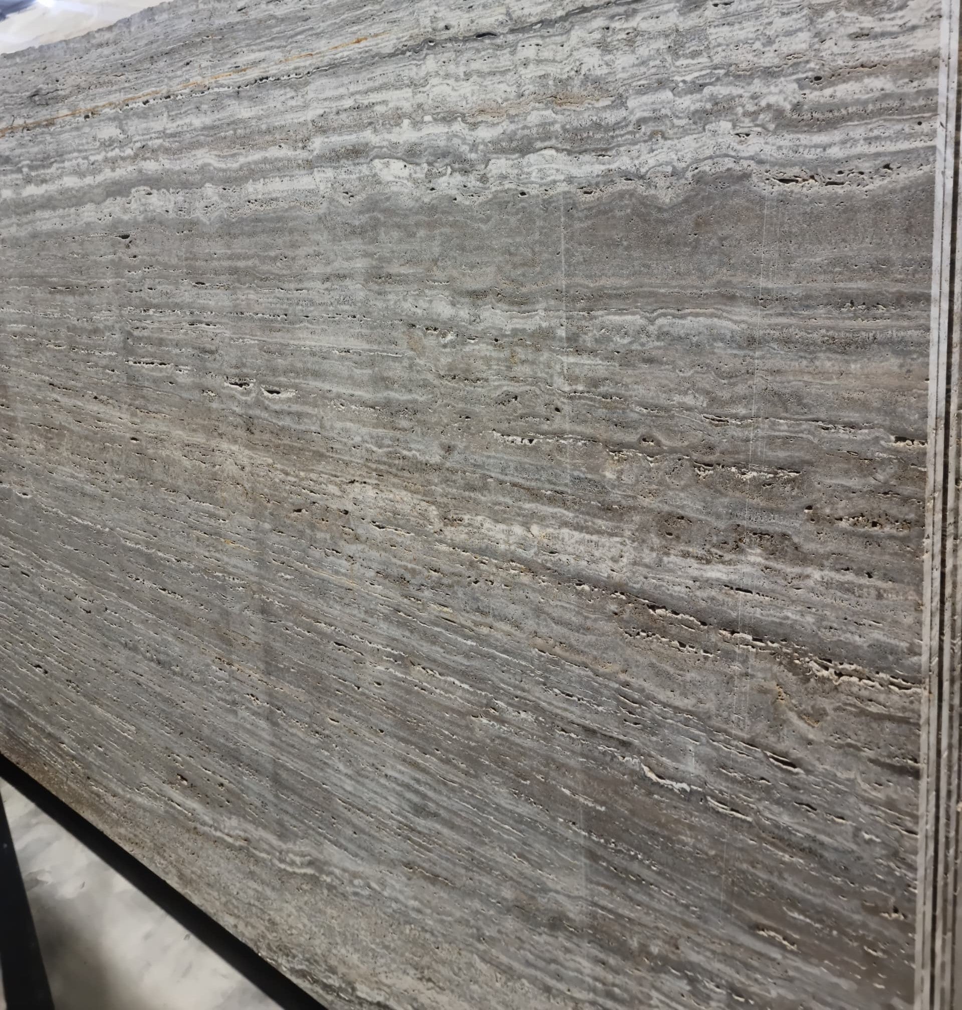 Travertino Walnut Travertine Honed
