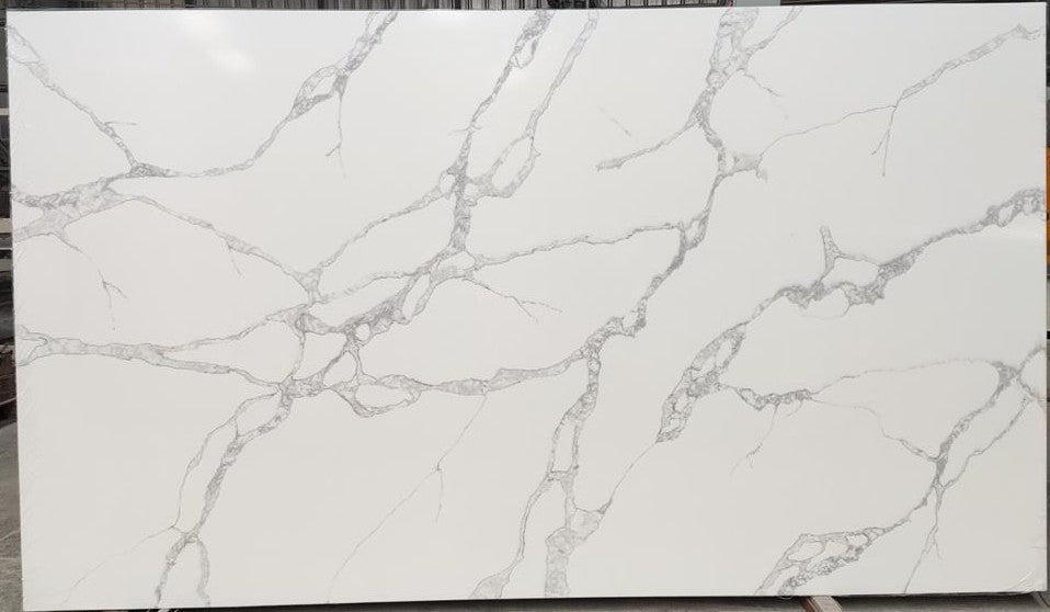 Calacatta Nile Super Jumbo Quartz