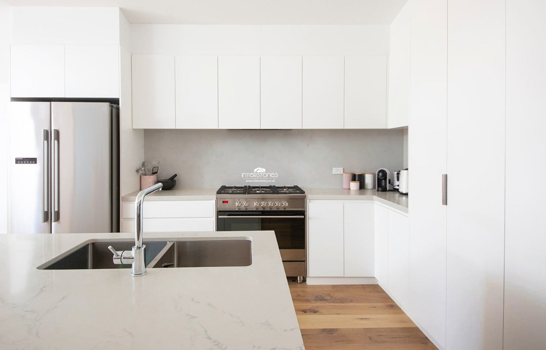 Calacatta Modena Quartz