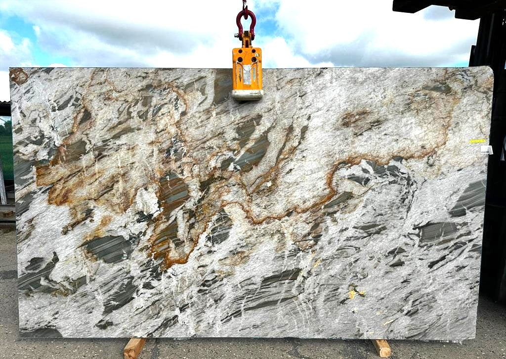 Cartier Nuage Quartzite