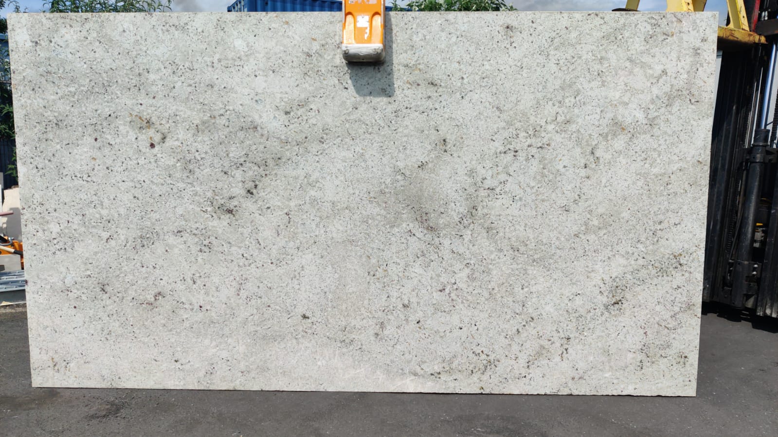Colonial White Polished Granite